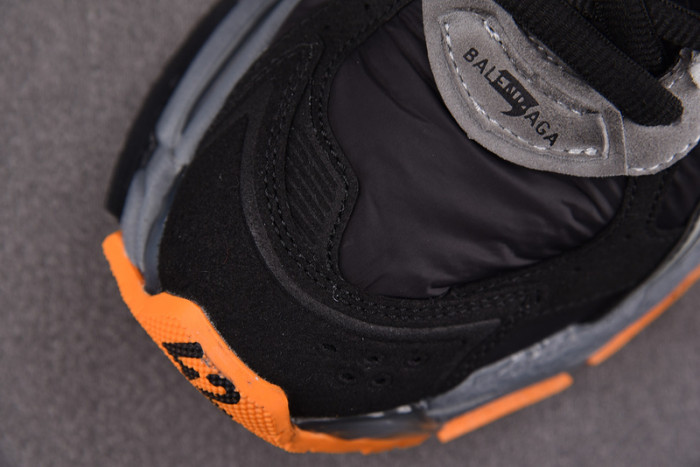 blcg runner sneaker