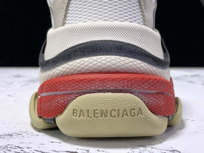 blc* triple s trainer