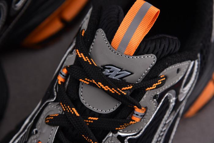 blc* 3xl sneaker