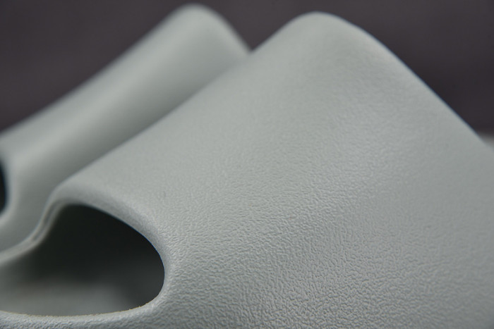 adidas Yeezy Slide “Salt” ID5480