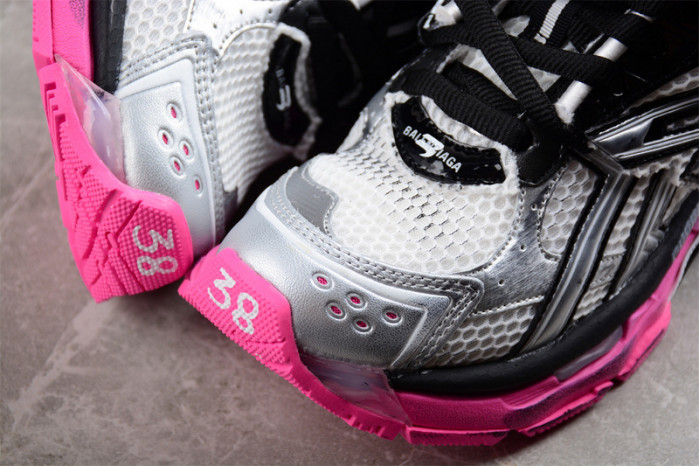 blcg runner sneaker