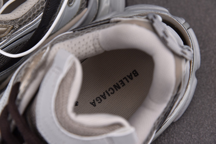 blcg runner sneaker