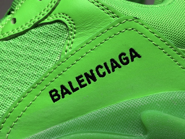 blc* triple s trainer