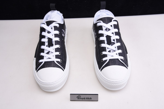 d1or b23 sneaker