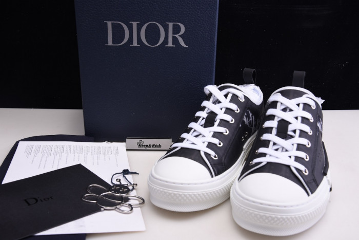 d1or b23 sneaker