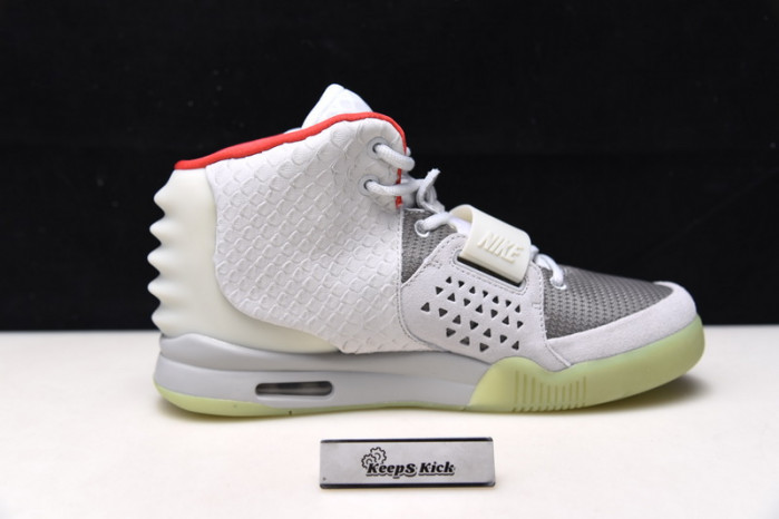 Nike Air Yeezy 2 Pure Platinum - 508214-010