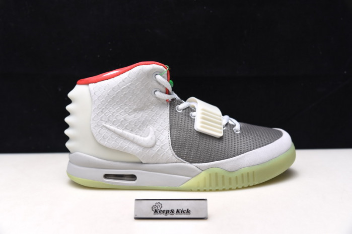 Nike Air Yeezy 2 Pure Platinum - 508214-010