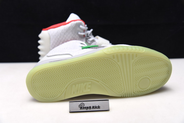 Nike Air Yeezy 2 Pure Platinum - 508214-010