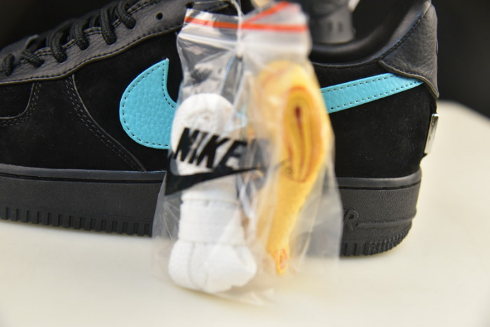 T*f*ny & co. x nike air force 1 low black dz1382-001