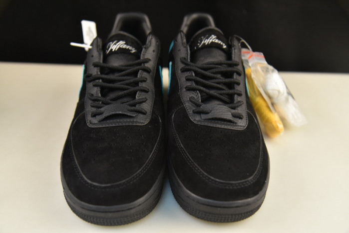 T*f*ny & co. x nike air force 1 low black dz1382-001