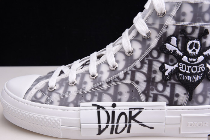 d1or b23 sneaker