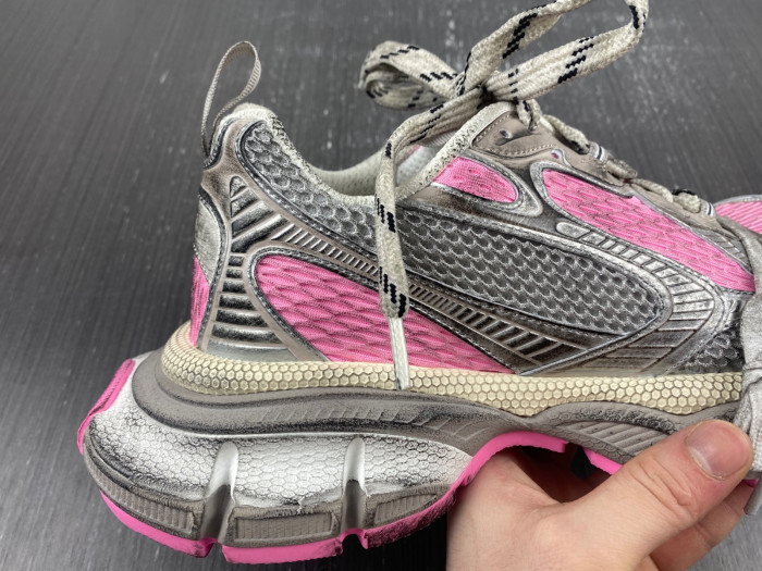 blc* 3xl sneaker