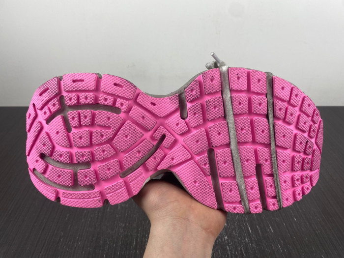 blc* 3xl sneaker